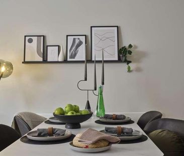 Newbury, Berkshire, RG14 - Photo 6