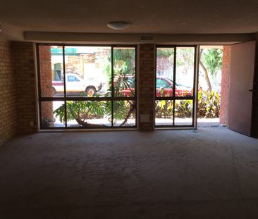 Carlton 4 Bedroom Double Storey Townhouse - Photo 1