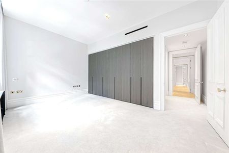 An excellent apartment in an immaculate building with concierge. - Photo 3