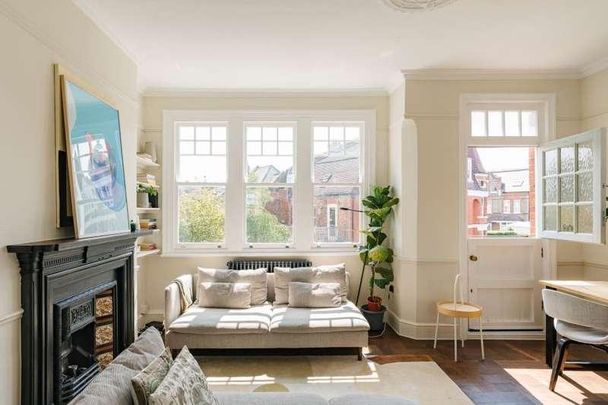 Felix Avenue, Crouch End, N8 - Photo 1