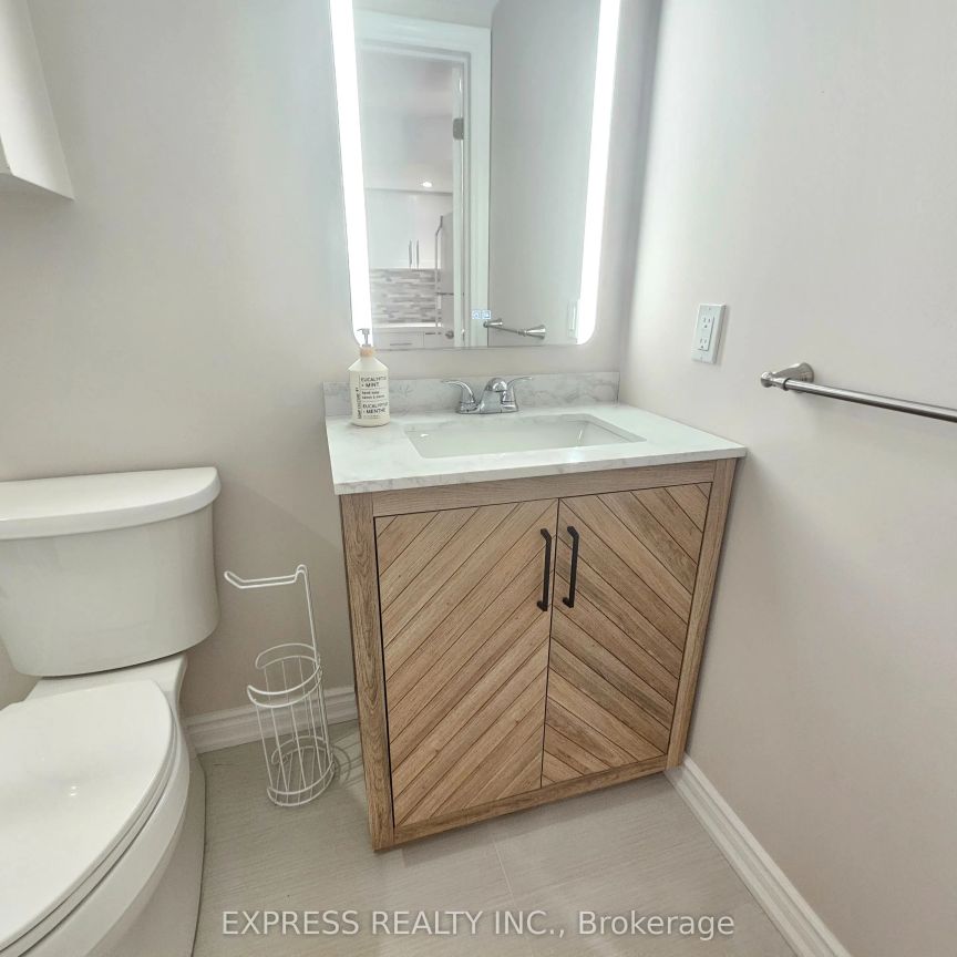 24 Darcy Magee Crescent #Basement - Photo 1