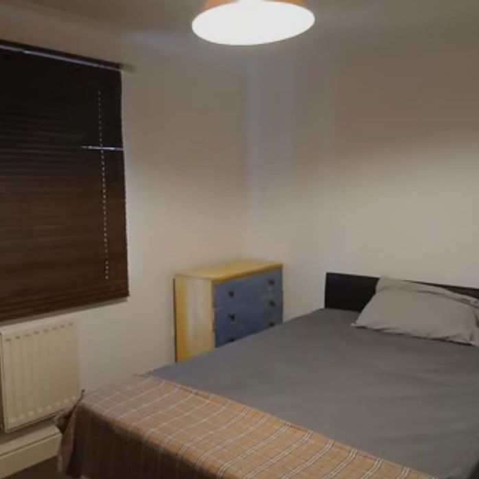 Room in a Shared Flat, Reservoir Close, CR7 - Photo 1