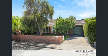 Quiet, quaint and near the beach! - Photo 5