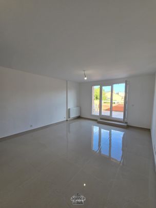 Location Appartement 4 pièces 78m² PLAN DE CUQUES 13380 - Photo 1