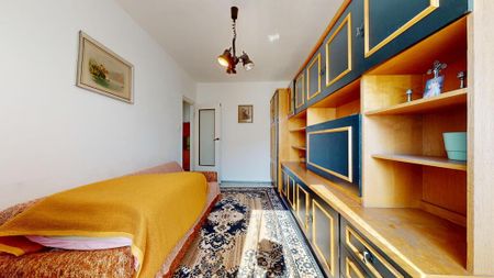 Rozkładowe mieszkanie w niskim bloku - Photo 5