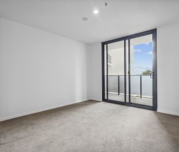 Brand New 2-Bedroom Apartment with Rooftop Pool and Stunning Views in Gungahlin - Photo 1
