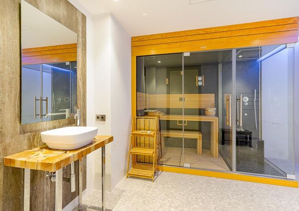 Luxury Villa for rent in Marbella, Andalusia