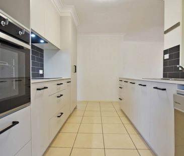 SOLAR POWER, CUL-DE-SAC, HUGE 1140SQM BLOCK - Photo 5