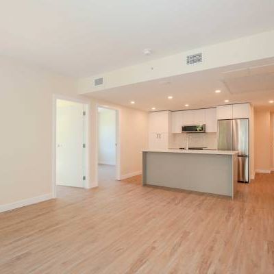 1 MONTH FREE! PET-FRIENDLY 3 BED APARTMENTS W/ AC @ RENFREW VILLAGE - Photo 3