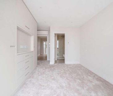 Finchley Road, London, NW11 - Photo 4