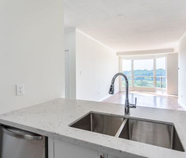 For Lease - 2511 Lakeshore Road Unit# 718, Oakville, Ontario - Photo 1