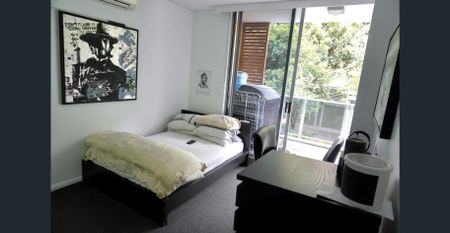 Furnished 2 Bedroom 2 Bathroom Apartment - Rosebery - Photo 4