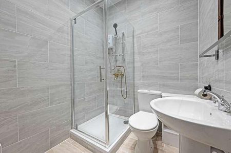 Uxbridge Road, Shepherds Bush, W12 - Photo 5