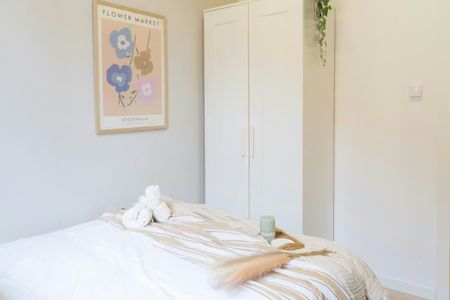 Carrer de Sant Pere Més Alt, Barcelona, Catalonia 08003 - Photo 2