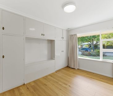 Spacious Family Home with Multiple Living Areas in Prime Tranmere L... - Photo 5