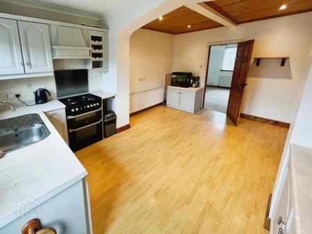 86 Moss Road, Lambeg, Lisburn, BT27 4NU - Photo 5