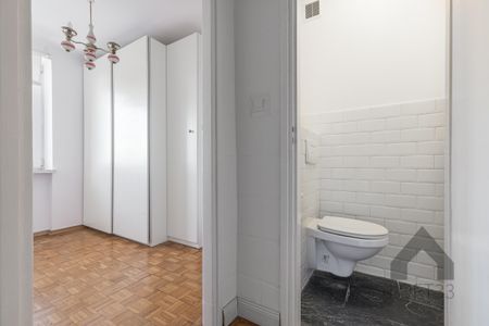 Przestronne trzypokojowe mieszkanie z balkonem na Podwalu w Jaworznie do wynajęcia - Фото 2