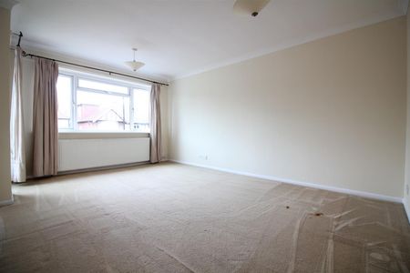 Penwerris Avenue, Isleworth - Photo 4