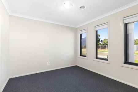 21 Mia Street, Alfredton - Photo 3