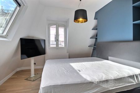 Appartement à louer à Paris 8Ème - Photo 2