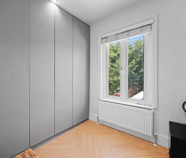2 bedroom end of terrace house to rent - Photo 3