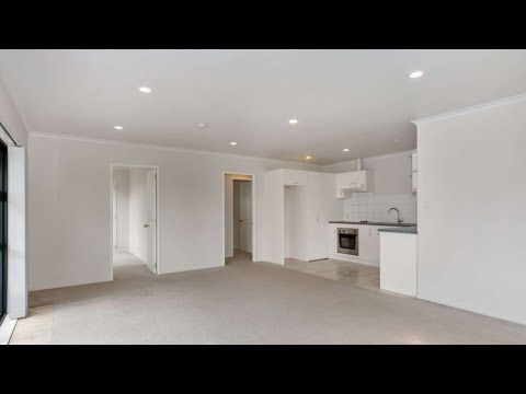 Stunning 4-Bedroom Home for Rent: 2 Bathrooms, Double Garage, and Fenced Yard! - Photo 1