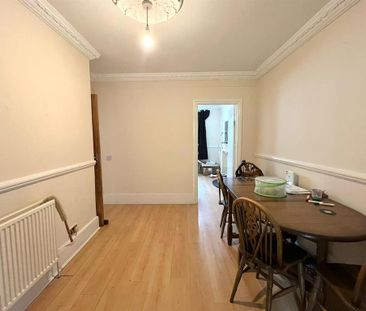 3 bedroom end of terrace house to rent - Photo 6