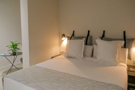 Carrer Nou de Sant Francesc, Barcelona, Catalonia 08002 - Photo 2