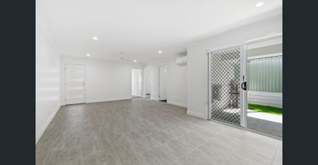 SPACIOUS AND LUXURIOUS 4 BEDROOM HOME AVAILABLE SOON!! - Photo 2