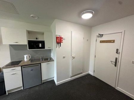 Studio to rent - Photo 5