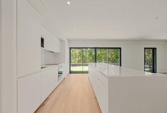 2 Bedroom Apartment with garden, Miraflores, Oeiras