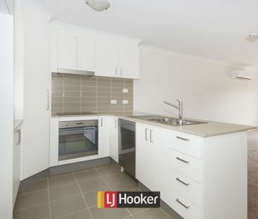 2 Bedroom Townhouse In Central Location - Photo 4