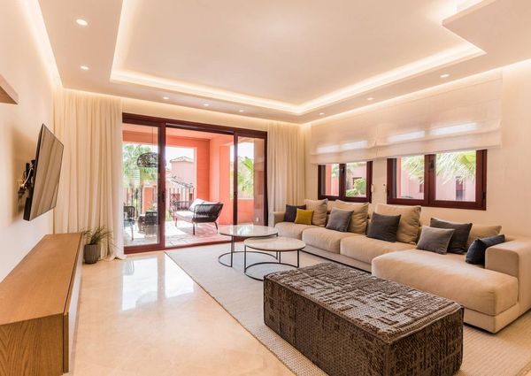 4 bedroom luxury penthouse for rent in Marbella Del Este, Spain