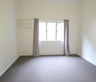 Charming Home in the Heart of Nambour – Walk Everywhere - Photo 6