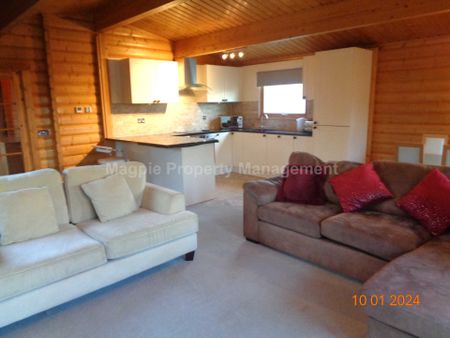 Price £1,395 pcm - Available Now - Furnished - Photo 3