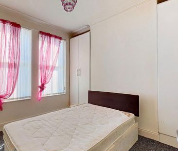 3 bedroom house to rent - Photo 2