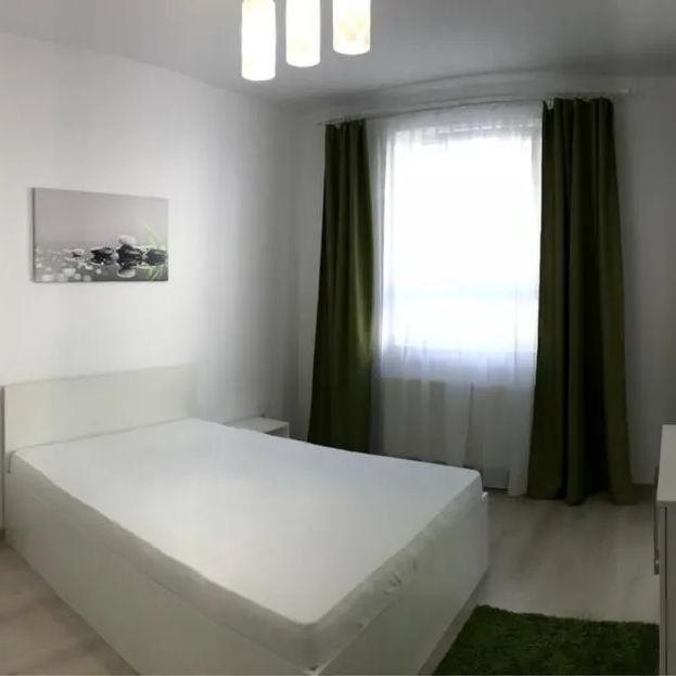 Garsoniera mobilata si utilata, strada Frunzei, Alma - Photo 1