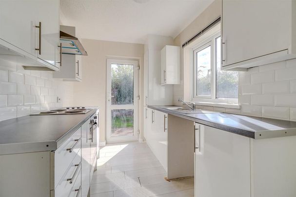 2 bedroom house to rent - Photo 1