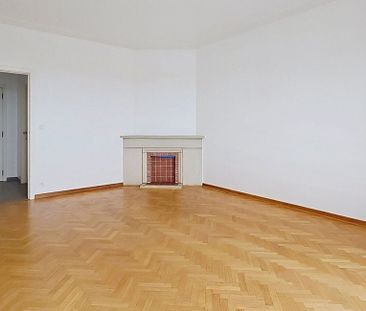 Appartement te huur in Vorst voor € 900 met 1 slaapkamer - Photo 1