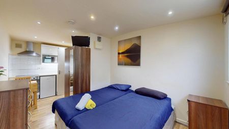 Studio to rent - Photo 4