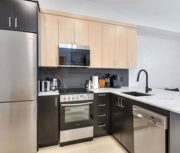 2080 av Lincoln, Modern 2-Bedroom Apartment in Prime Downtown Location - Photo 3
