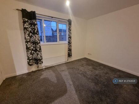 3 bedroom terraced house to rent - Photo 5