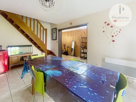 Location Appartement 3 pièces 79m² - Photo 2