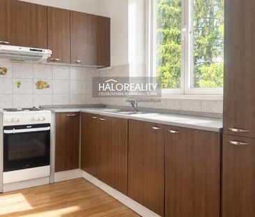 HALO reality - Prenájom, trojizbový byt Považská Bystrica - Photo 4
