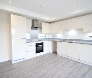 2 bedroom apartment to rent - Photo 4