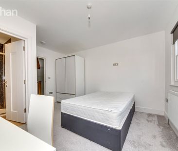 4 bedroom terraced house to rent - Photo 5