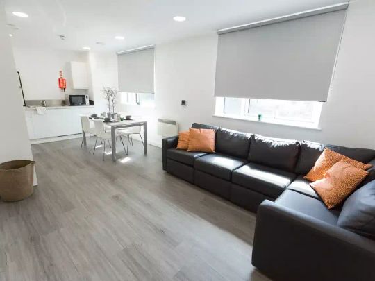 5 Bed Cluster En-suite - Photo 1