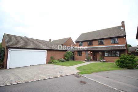 4 bed house to rent in Cobblestones, Gillingham, ME7 - Photo 2