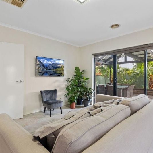 24 St George Park Drive, Kangaroo Flat - Photo 1