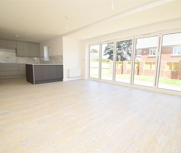 Westfield Road, Horbury, Wakefield - Photo 3